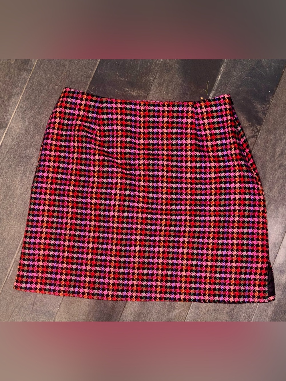 Boston Proper Pink and Black Houndstooth Mini Skirt